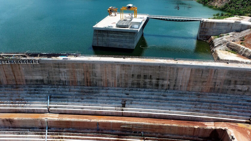 urzadzenia do prac hydrotechnicznych